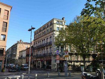 Hotel St Sernin 3*